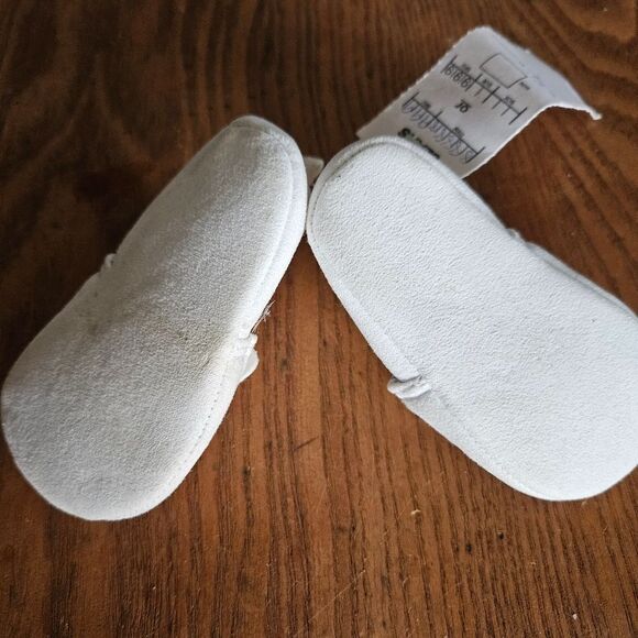 NWT Baby Booties Unisex 0 03 months Knit Size Unmarked Soft Cozy Infant Slippers - Picture 2 of 4
